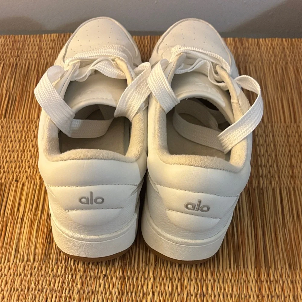 ALO Yoga White Low-Top Sneakers